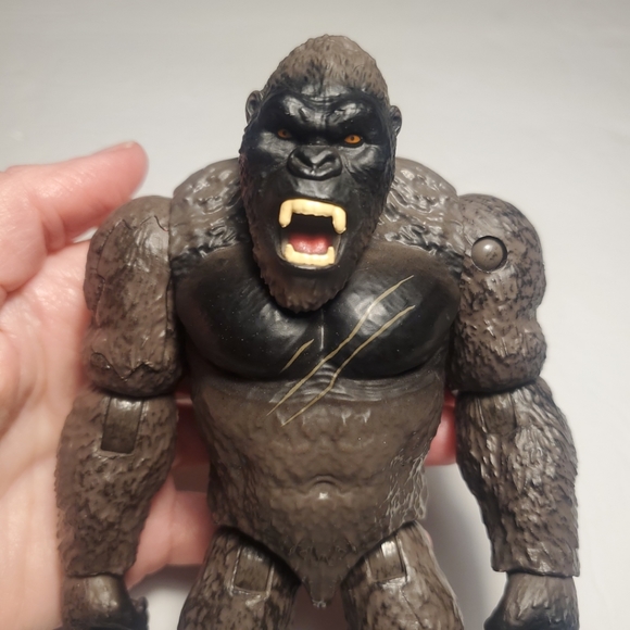 King Kong 2020 Playmates Action Figure Skull Island - Picture 2 of 10